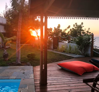 Le JArdin, coucher de soleil